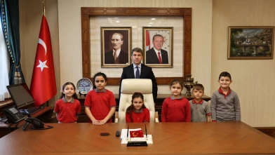 Amasya Valisi Bakan Misafirlerini Ağırladı