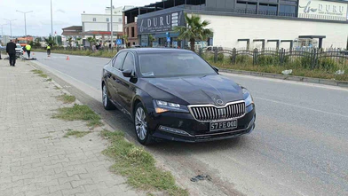 Resmi Araç Bisikletliye Çarptı: 1 Yaralı