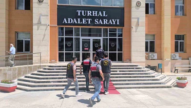24 Yıl Hapis Cezası Bulunan Firari Hükümlü Yakalandı