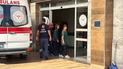 Zehirlenme Şüphesi! 12 Öğrenci Hastaneye Kaldırıldı