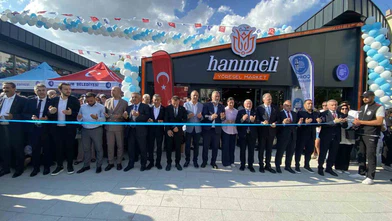 Çorum’da yerel üreticilerin ürünlerini vatandaşlarla buluşturan market hizmete açıldı