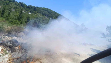 Atık Alanda Yangın Paniği: Alevler Ormanlık Alana Sıçramadan Söndürüldü