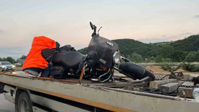 Köpeğe Çarpan Motosiklet Devrildi: 2 Yaralı