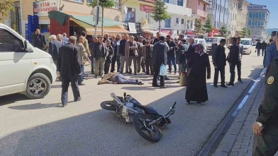 Motosiklet Kazası: Yayaya Çarpan İki Kişi Yaralandı