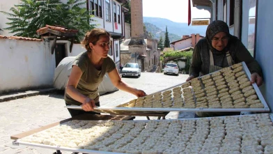 Amasya’da tescilli ‘sıkma tarhana’ sezonu başladı