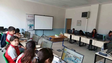 Gençler teknolojiyle üretiyor