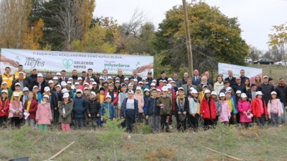 1200 FİDAN TOPRAKLA BULUŞTU