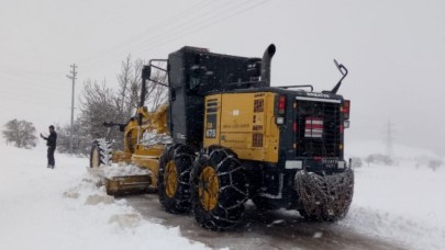 133 KÖY YOLU ULAŞIMA KAPANDI