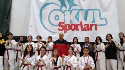 15 ÖĞRENCİ BİRİNCİ OLDU