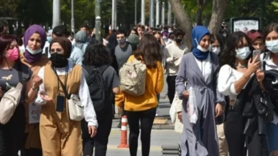 6 MİLYON GENÇ İLK KEZ OY KULLANACAK