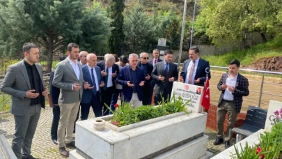 ADAYLAR ŞEHİTLİĞİ ZİYARET ETTİ