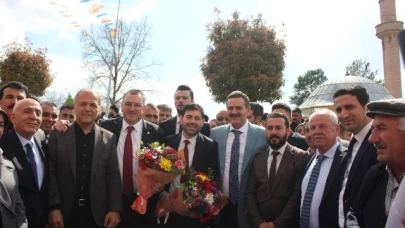 AK PARTİ ADAYLARI SULUOVA'DA COŞKUYLA KARŞILANDI