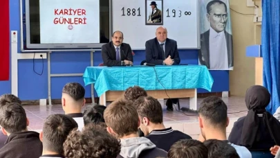 ALTINÖZ, KARİYER GÜNLERİNE KATILDI