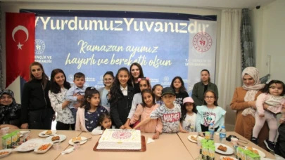 Amasya'da Depremzedelerle Bayramlaşma Programı Düzenlendi