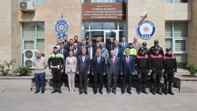 Çelik, Bayramı Çalışarak Geçiren Personeli Ziyaret Etti