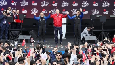 Cumhurbaşkanı Erdoğan, Türkiye'nin ilk uzay yolcularını açıkladı