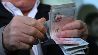 EMEKLİLERİN MAAŞ VE İKRAMİYE ÖDEMELERİ BAŞLADI