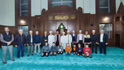 ENDERUN USULÜ TERAVİH NAMAZI GELENEĞİ SULUOVA’DA DEVAM EDİYOR