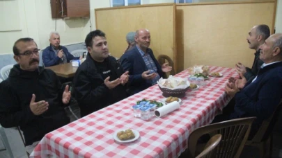 GÖKCECİK, KÖYLÜLERLE İFTAR YAPTI