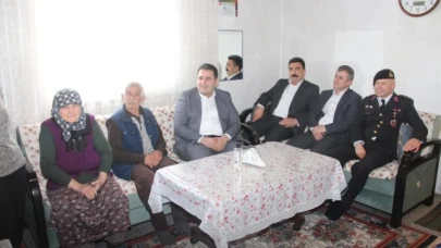 GÖKCECİK, ŞEHİT AİLESİNİ ZİYARET ETTİ