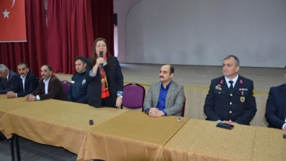 GÜMÜŞHACIKÖY'DE BAYRAM KUTLAMA TÖRENİ GERÇEKLEŞTİRİLDİ