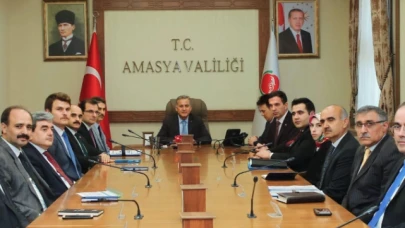 KAMU HİZMETLERİ DEĞERLENDİRME TOPLANTISI YAPILDI