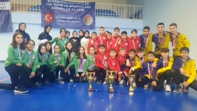 KRİKET DE TÜRKİYE ŞAMPİYONU OLDULAR