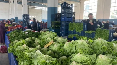 PAZAR FİYATLARI YÜZ GÜLDÜRMEDİ