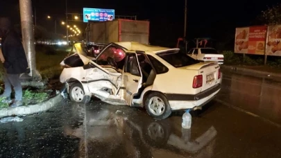 SAMSUN’DA İKİ OTOMOBİLİN ÇARPIŞTIĞI KAZADA 11 KİŞİ YARALANDI