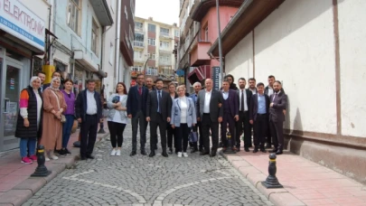 ŞİMŞEK,MERZİFON'DA ESNAF ZİYARETİNDE BULUNDU