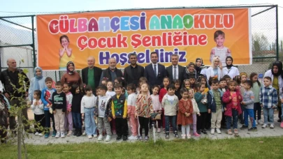 SULUOVA GÜLBAHÇESİ ANAOKULUNDA ÇOCUK ŞENLİĞİ DÜZENLENDİ