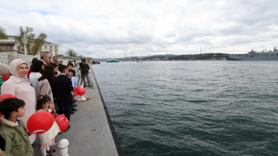 TCG ANADOLU, CUMHURBAŞKANI ERDOĞAN’I SELAMLADI