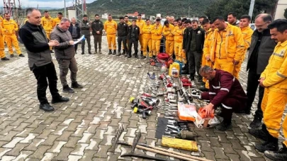 TEKNİK ELEMAN VE İŞÇİLERE YANGIN EĞİTİMİ VERİLDİ