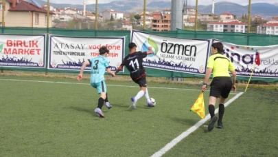 U17 MÜSABAKALARI NEFES KESİYOR