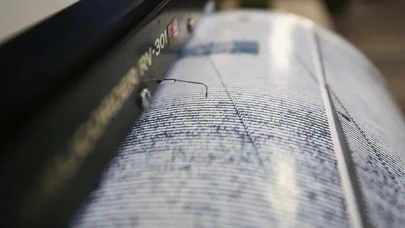 Adana'da 4,9 Büyüklüğünde Deprem