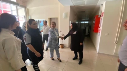 AK KADINLAR SAHADA