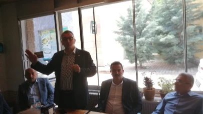 AK PARTİ MUHTARLARLA BULUŞTU