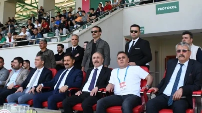 AMASYASPOR'U DESTEKLEDİLER