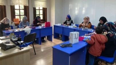 BELEDİYE KÜLTÜR EVLERİ İSTİHDAMA VE ÜRETİME KATKI SAĞLIYOR