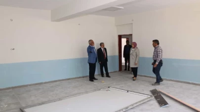 DEVAM EDEN OKUL TADİLATI İNCELENDİ