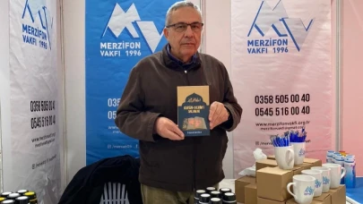 DOĞRU’NUN KİTAPLARI MERVAK STANDINDA