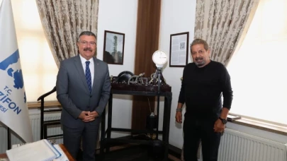 Erman Toroğlu'dan Belediye Ziyareti