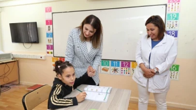Esra Masatlı,  Dezavantajlı Öğrencileri Ziyaret Etti
