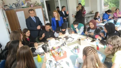GÜLDOĞAN'DAN KURSİYERLERE ZİYARET