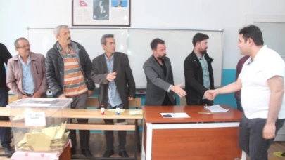 SEÇİM SANDIKLARINI ZİYARET ETTİ