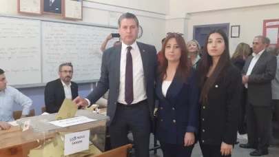 Karagöz Ailesi, Oylarını Kullandı
