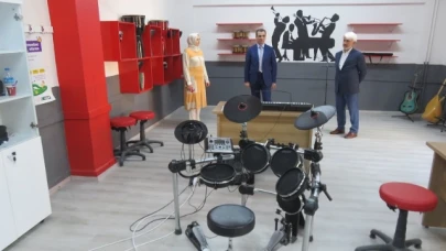KAYMAKAM GÜLDOĞAN BİLSEM'İ ZİYARET ETTİ