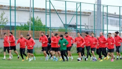 KOMŞU KUTLAMALARA HAZIRLANIYOR