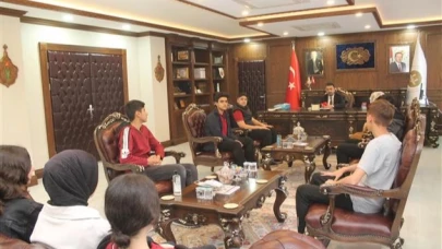 Liseli Gençlerden İl Müftülüğüne Ziyaret