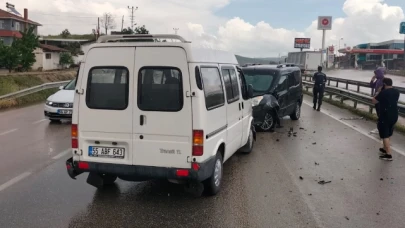MERZİFON’DA ZİNCİRLEME TRAFİK KAZASI